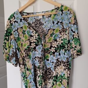 Ladies Floral V-Neck Tie-Front Blouse in Black, Blue & Green (Size L)